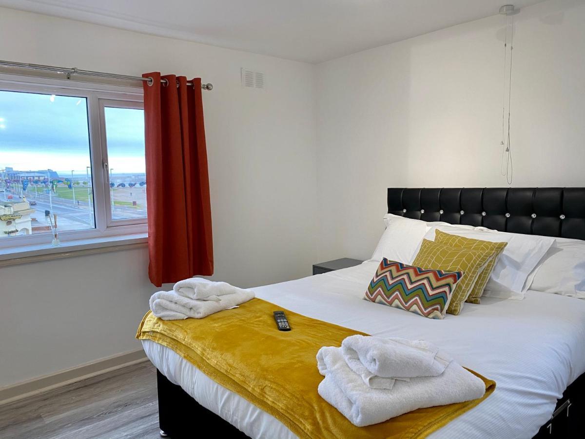 Kennedy House By Blackpool Service Apartments Bagian luar foto