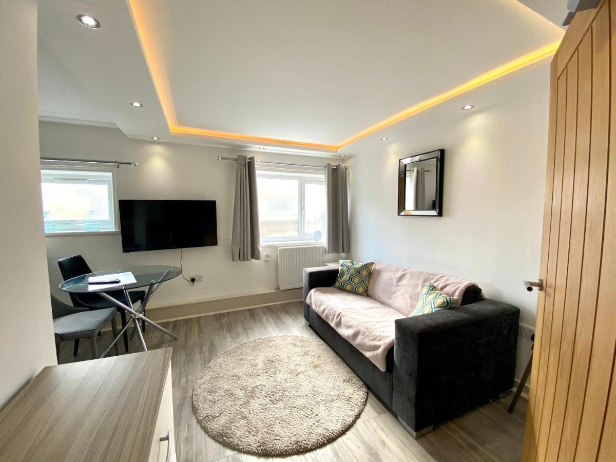 Kennedy House By Blackpool Service Apartments Bagian luar foto