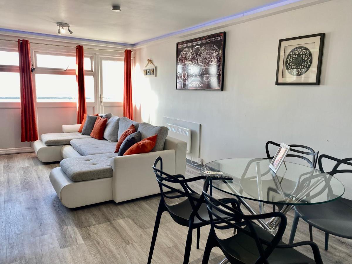 Kennedy House By Blackpool Service Apartments Bagian luar foto
