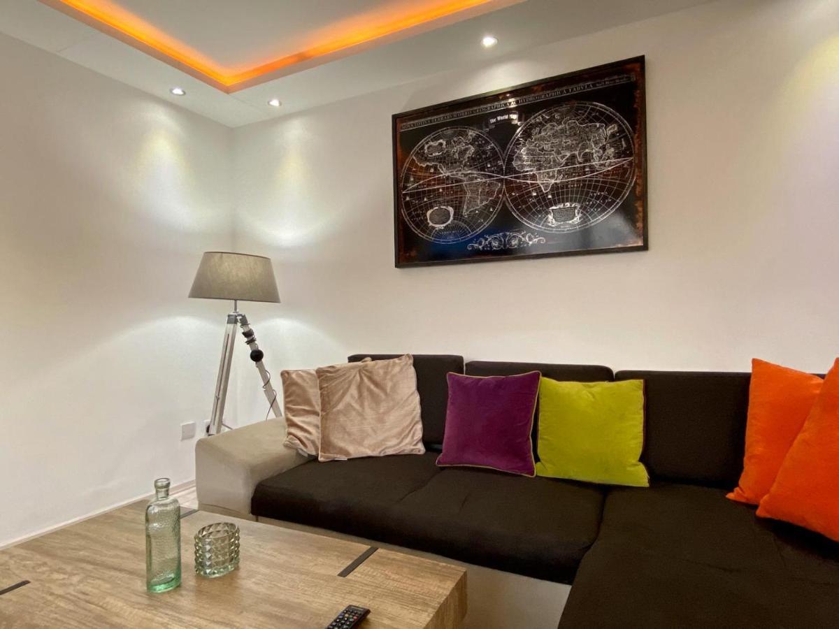 Kennedy House By Blackpool Service Apartments Bagian luar foto