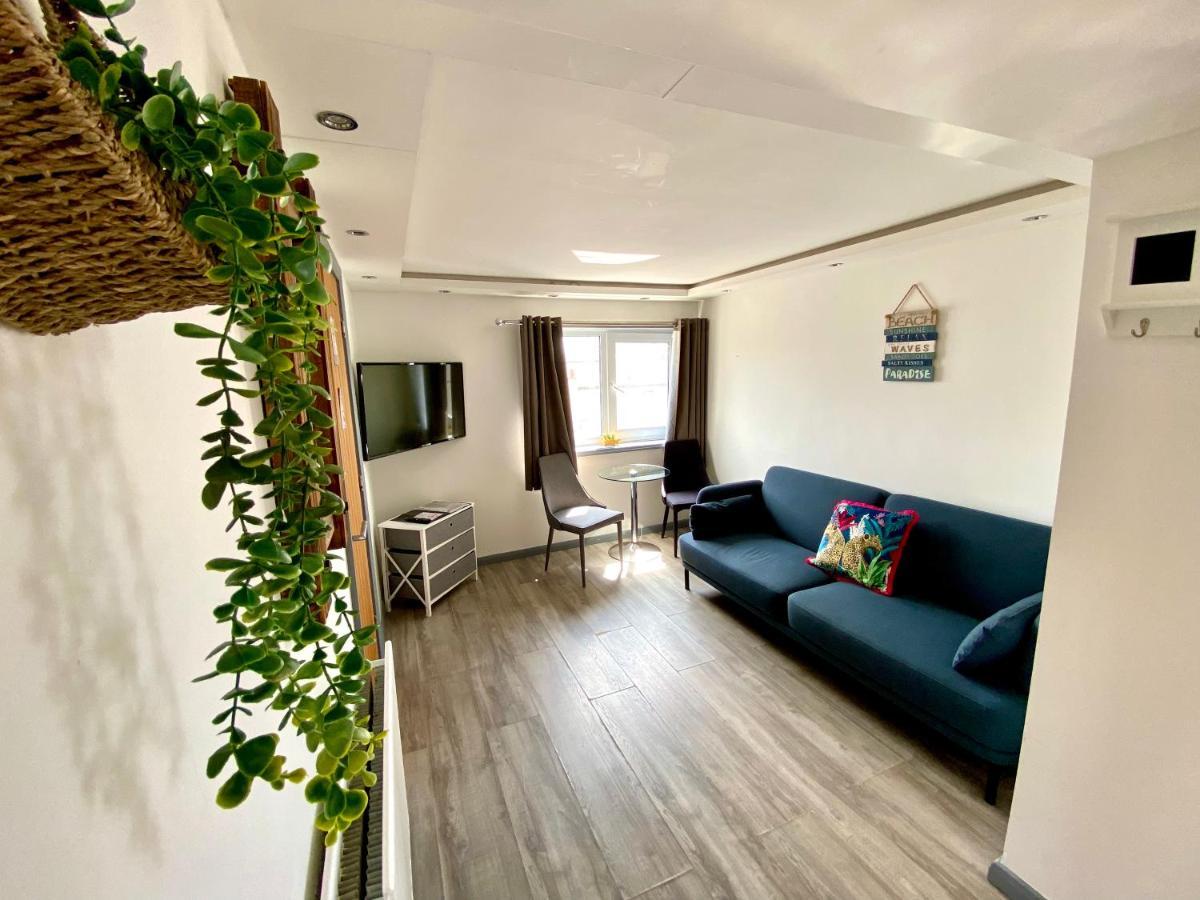 Kennedy House By Blackpool Service Apartments Bagian luar foto