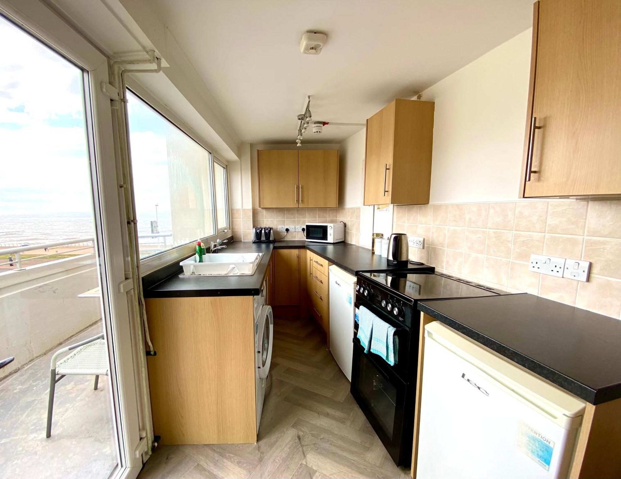 Kennedy House By Blackpool Service Apartments Bagian luar foto